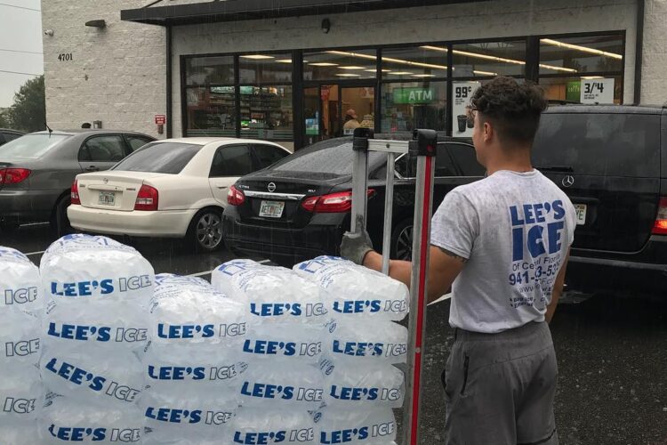 Lee's Ice Delivery Driver, Delivering Bagged Ice to 7-11